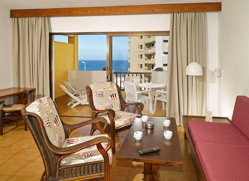 อปาร์ตาเมนโตส อัลบราตรอส Aparthotel กาเยาซัลวาเค ภายนอก รูปภาพ