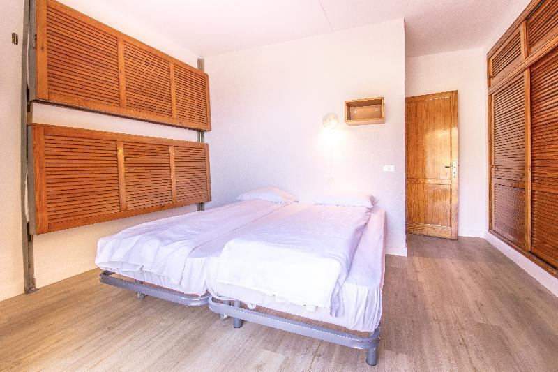อปาร์ตาเมนโตส อัลบราตรอส Aparthotel กาเยาซัลวาเค ภายนอก รูปภาพ