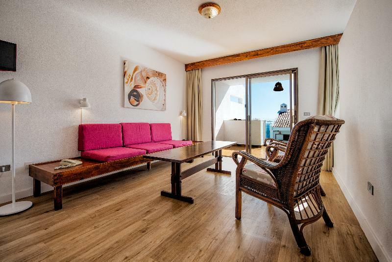 อปาร์ตาเมนโตส อัลบราตรอส Aparthotel กาเยาซัลวาเค ภายนอก รูปภาพ